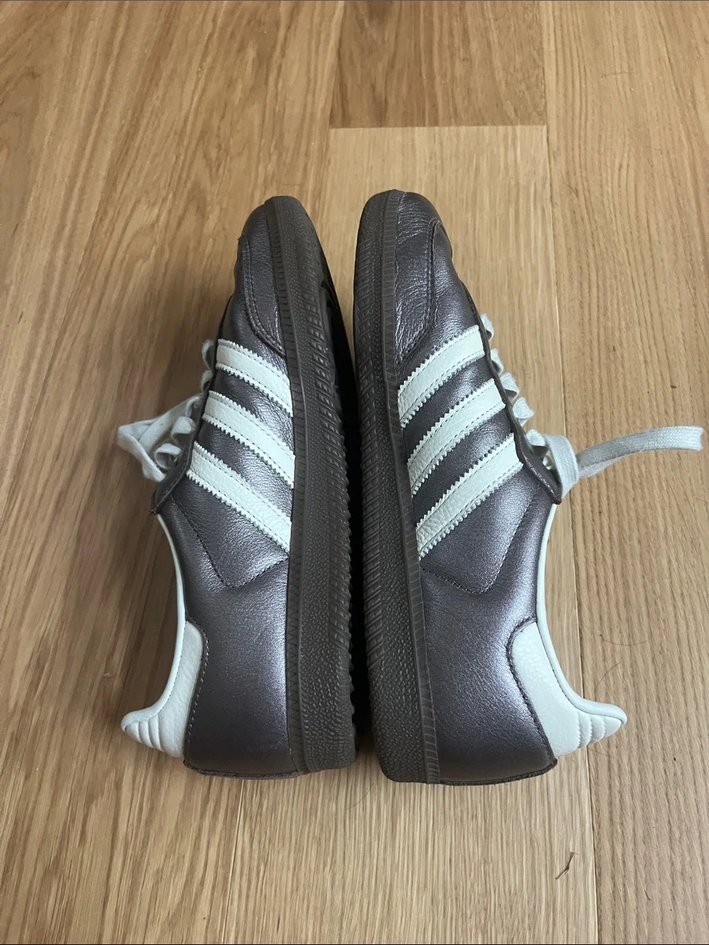 adidas Women’s Samba OG Metallic Purple Gum size 9
